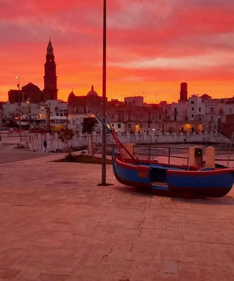Il Rifugio Sul Porto Bed & Breakfast Monopoli Bagian luar foto